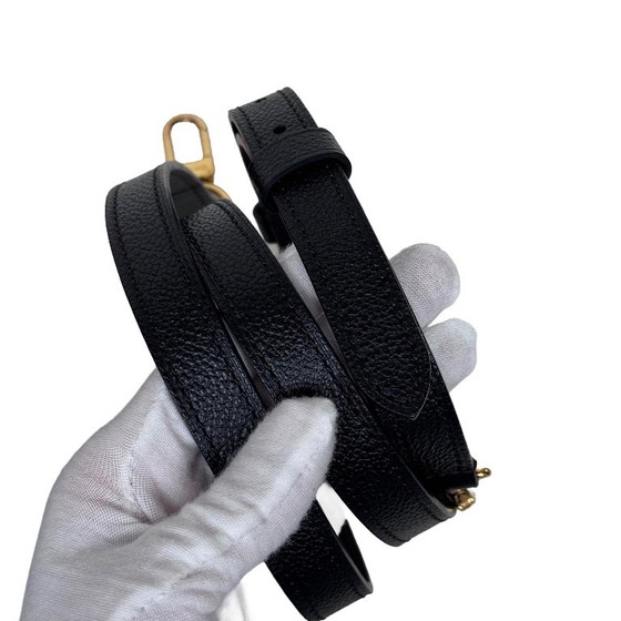 Louis Vuitton Pochette Metis – Borse a tracolla, Calfskin (photo 2 of 12)