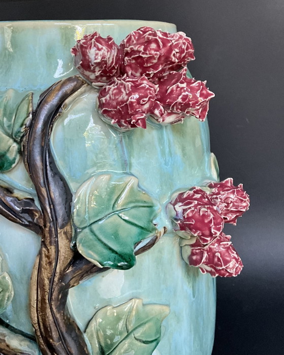 Image 1 of Vase en céramique turquoise à relief floral Athezza