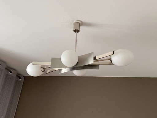 Lámpara de araña Sputnik. 1970. Era espacial. 4 globos.