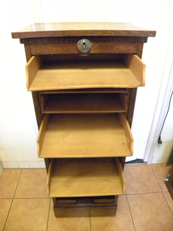 Image 1 of Archivador, roble