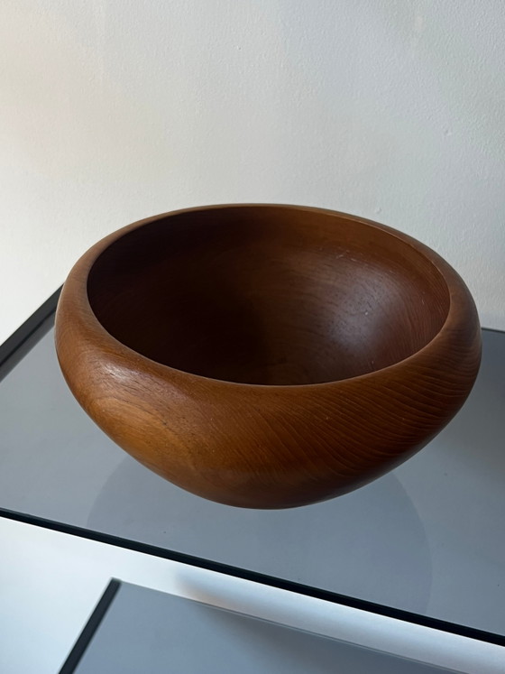 Vintage large teak wooden bowl – Mid Century Modern (photo 4 of 4)