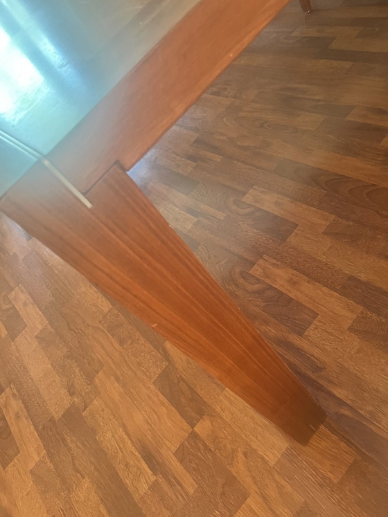 Image 1 of Mesa de comedor - Nogal teñido