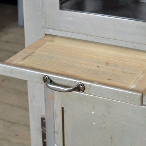 Image 1 of Vitrina industrial, años 50