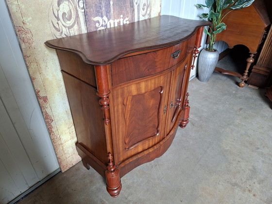 Image 1 of Armario antiguo holandés de caoba con pedestal, cómoda, cajonera, dimensiones: 78 x 39 cm y 79 cm de alto.