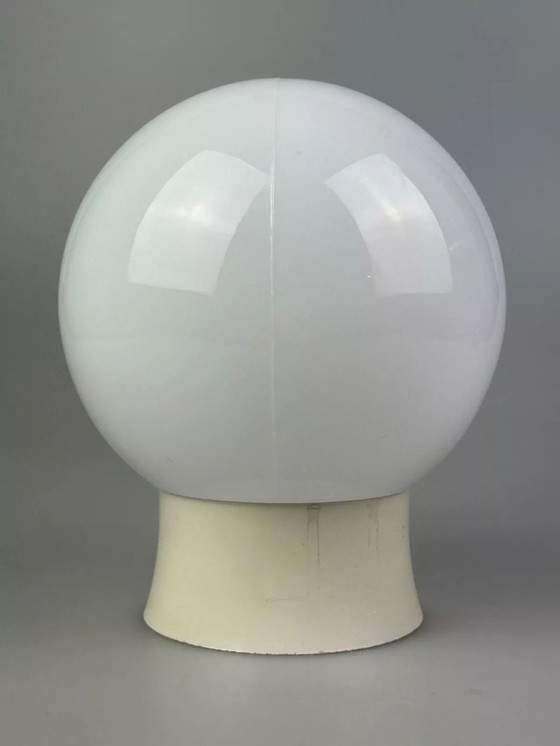 Image 1 of Lampada da parete anni '50 e '60, lampada da cantina, plastica e vetro, Bauhaus