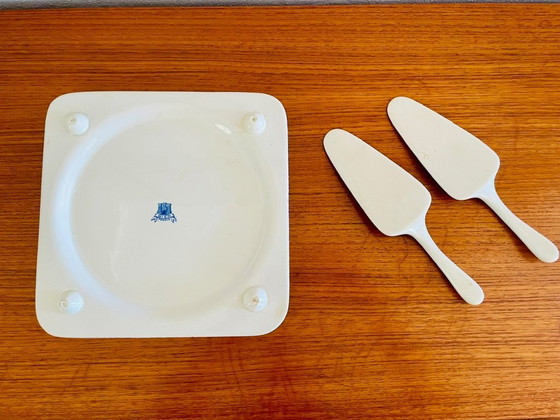 Image 1 of Plat à pâtisserie et pelles à gâteaux vintage en porcelaine de Gien, ensemble de 3