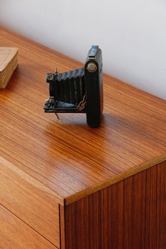 Image 1 of Vintage ladekast van teak en zebrano: elegantie uit de jaren 60