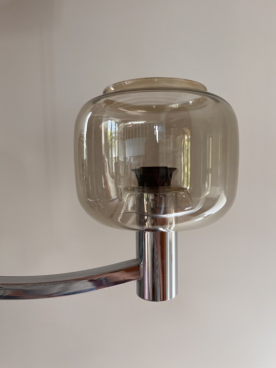 Image 1 of Lampadario di design italiano di Gaetano Sciolari in vetro fumé e cromo 1970