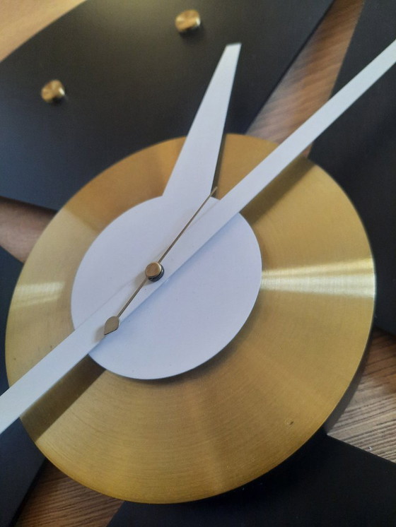 Image 1 of Reloj de pétalos de Vitra