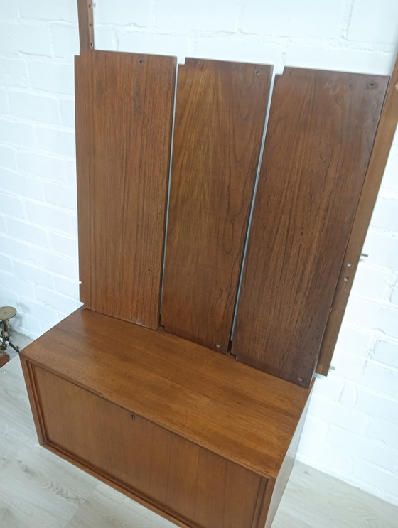 Image 1 of Mueble de pared modular Poul Cadovius, teca, Dinamarca