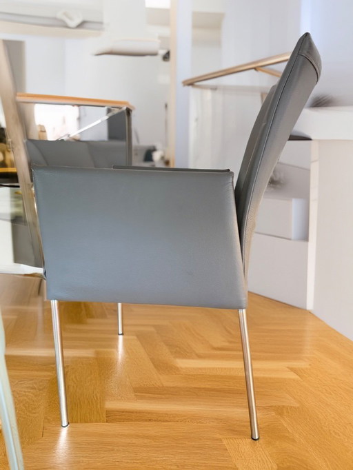 4xBert Plantagie Felp chairs with armrests and Bert Plantagie Edge table 160x100 ceramic with steel