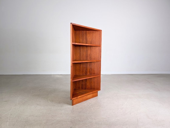 Image 1 of Libreria a scaffale angolare del Midcentury in teak design danese vintage 1960