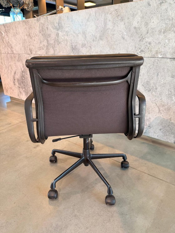 Vitra 217 Softpad Leer – Draaistoelen (photo 18 of 20)