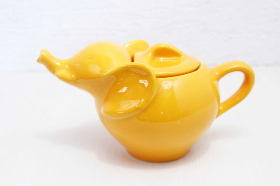 Image 1 of Elephant teapot 1980