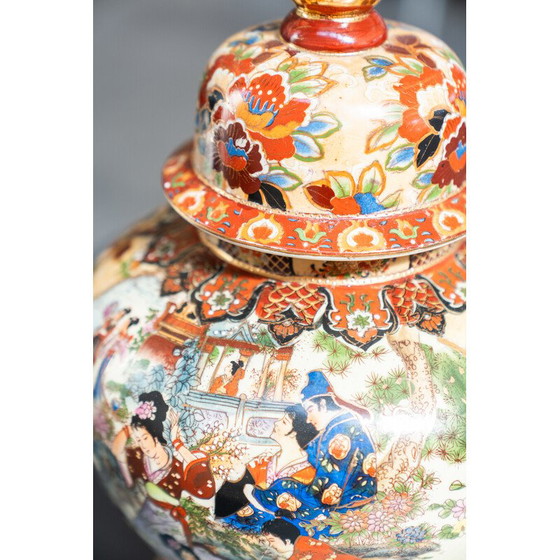 Image 1 of Pair of vintage ceramic vases by Royal Satsuma, China 1960