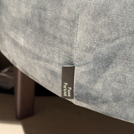 Image 1 of eetstoelen Moon