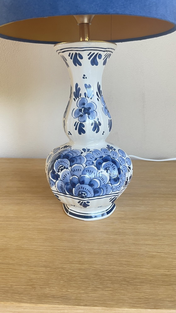Image 1 of Vintage Handmade Table Lamp (46cm) – Delft Blue Base with Royal Blue Velvet Shade