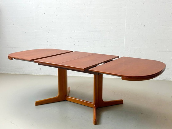Image 1 of Eleganter Lübke Ausziehtisch aus Kirschholz – zeitloses Design und hochwertige Verarbeitung