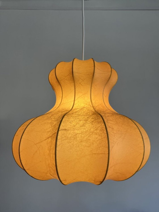 Cocoon Hängelampe – Goldkant Leuchten – Pendelleuchten, Fiberglass (photo 13 of 14)