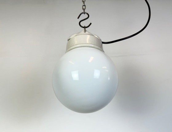 Image 1 of Lampada a sospensione vintage in porcellana bianca, anni '70