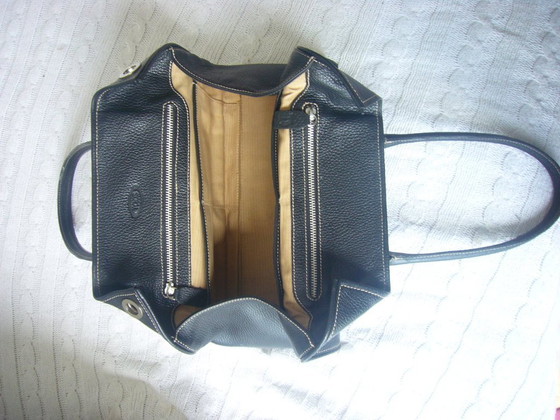 Image 1 of TOD's Schultertasche / Handtasche Leder schwarz Metallknopf Verschlusse selten getragen