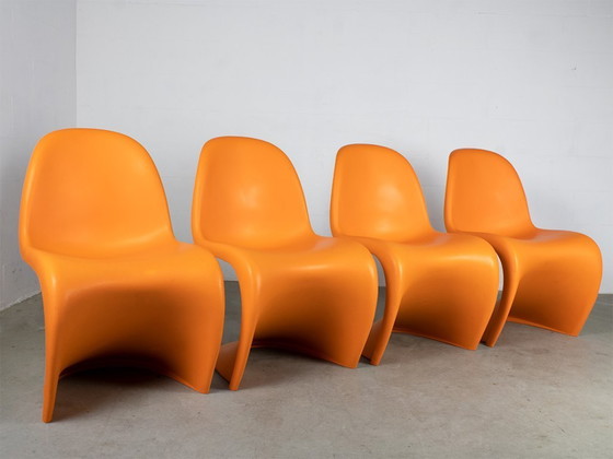 Image 1 of Chaises Vitra Panton, lot de 4, coloris orange, design Verner Panton