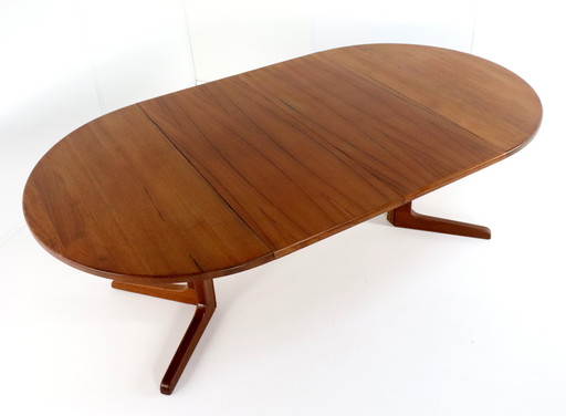 Round 2X Extendable Danish Dining Table 'Aabybro' Vintage