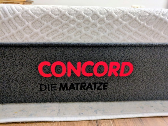 Image 1 of Like-new mattress 140×200 cm – ready for immediate collection