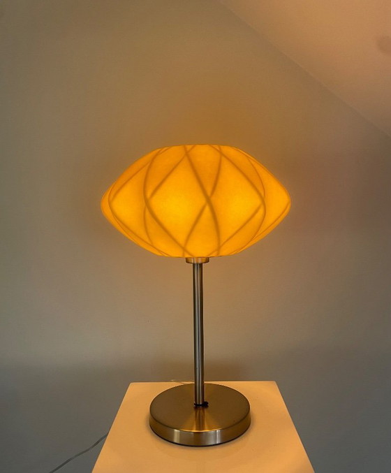 Image 1 of Vintage Stijl Mushroom Lamp – Modern DesignDeze prachtige tafellamp van het merk Trio Leuchten is een echte blikvanger die doet 