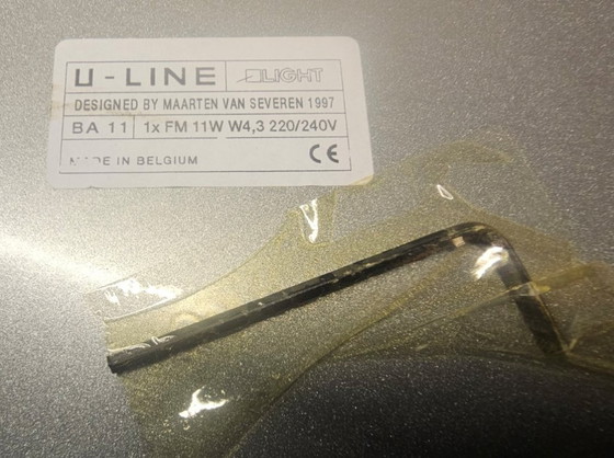 Image 1 of Maarten Van Severen, lampada da tavolo U-Line BA11 (1997) - Design minimalista belga.