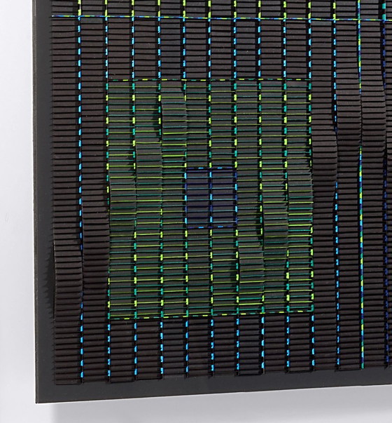 Image 1 of Grand Carré Noir Ondulé Françoise Luciani