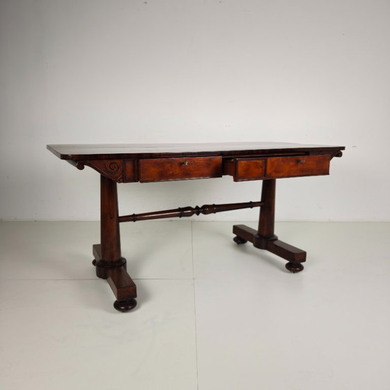 Image 1 of Engelse Regency-periode begin 19e eeuw / Schrijftafel in de bibliotheek van Willem IV