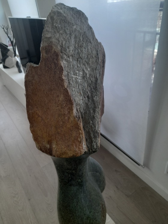 Escultura única de gran tamaño, de 110 cm de altura. – Stone (photo 7 of 8)