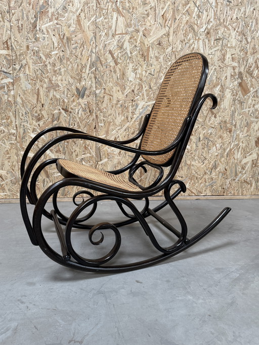 60er Jahre Michael Thonet Schaukelstuhl