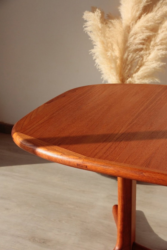Image 1 of Vintage Dyrlund Teak Dining Table – The Excellence of Danish Design