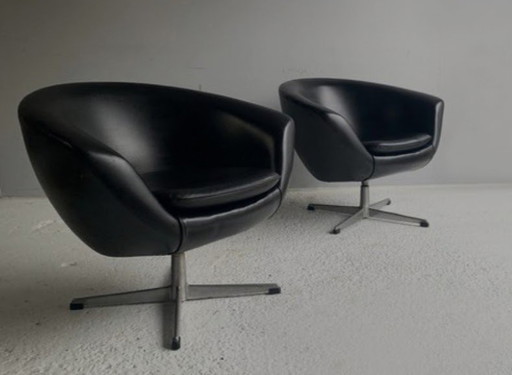 Chaise pivotante suédoise du Mid Century par Overmann