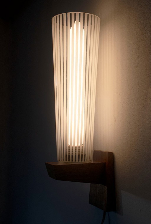 Lampada da parete vintage anni '60, design scandinavo di metà secolo