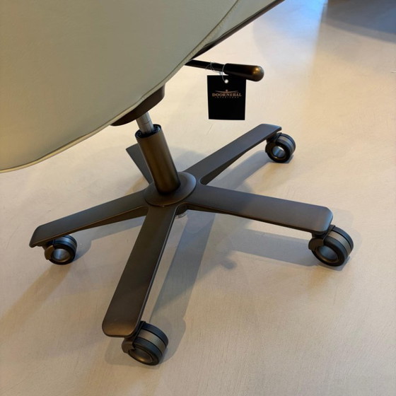 Sedia da ufficio Giorgetti 70050 Genius – Sedie da ufficio, Leather, Metal (photo 5 of 5)