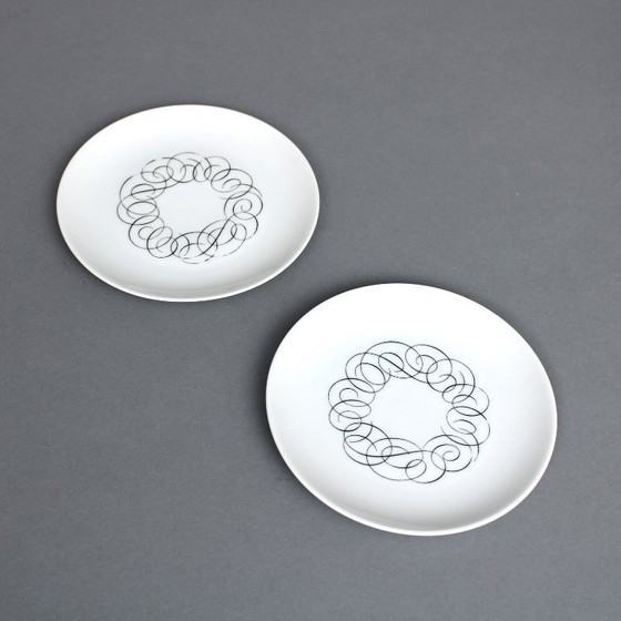 Image 1 of Raymond Loewy (1883-1986) set of 8 cake plates (15.5 cm), Script, Rosenthal Continental China, 1960s