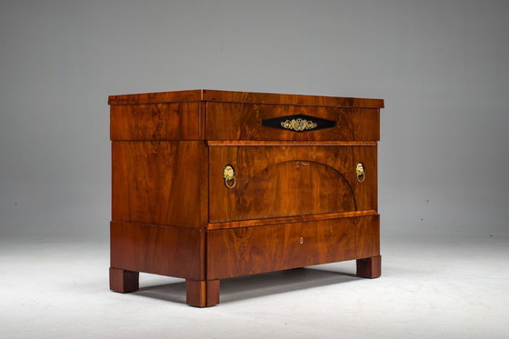 Image 1 of Vroeg 19e-eeuwse Biedermeier mahoniehouten commodes, jaren 1830