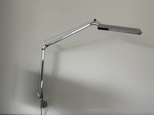 Vidéo d'Artemide Tolomeo