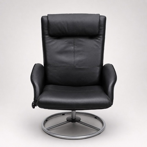 Image 1 of IKEA leren draaibare fauteuil met voetenbank — Verstelbare Scandinavische loungestoel