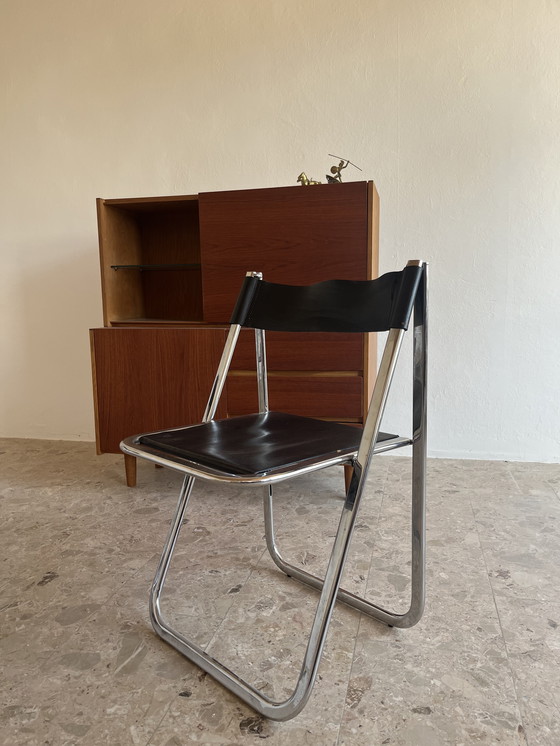 Image 1 of 2 originele "Arrben Tamara jaren 70" klapstoelen van chroomleer, gemaakt in Italië!