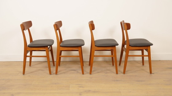 Image 1 of 4 sillas de comedor | Farstrup | Modelo 210 | Restaurado