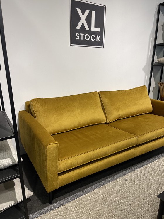 Image 1 of Divano XL Stock in velluto giallo