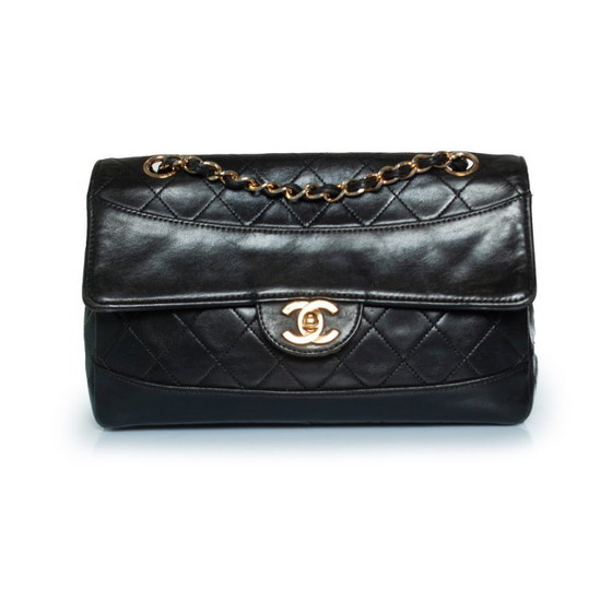 Chanel, Borsa Classic Flap in nero – Borse a spalla, Lambskin (photo 8 of 13)