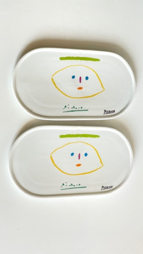 Image 1 of Serveerschaal/bord gesigneerd door Picasso