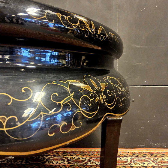 Image 1 of Vintage chinese salontafel / oosterse tafel (diameter:75cm)  Aziatische salontafel/ Bohemian salontafel/ koffietafel 