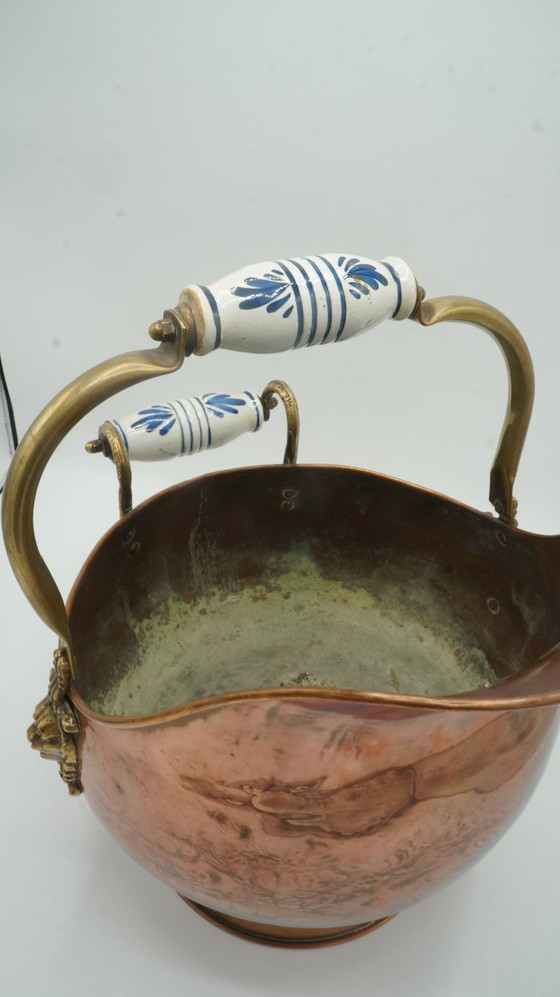 Image 1 of COPPER DUTCH HELMET COAL ASH SCUTLLE BUCKET DELFT BLUE HANDLE BRASS LION HEAD