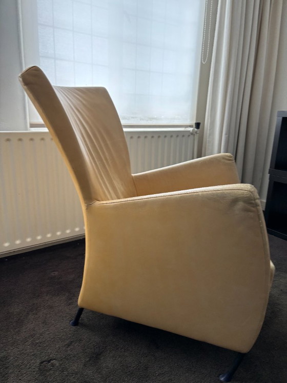Image 1 of Fauteuil en cuir Montis Windy